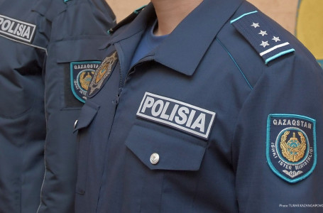 Қарағанды облысында полицейлер шетелдіктерден 40 мың рубль бопсалаған деген күдікке ілінді