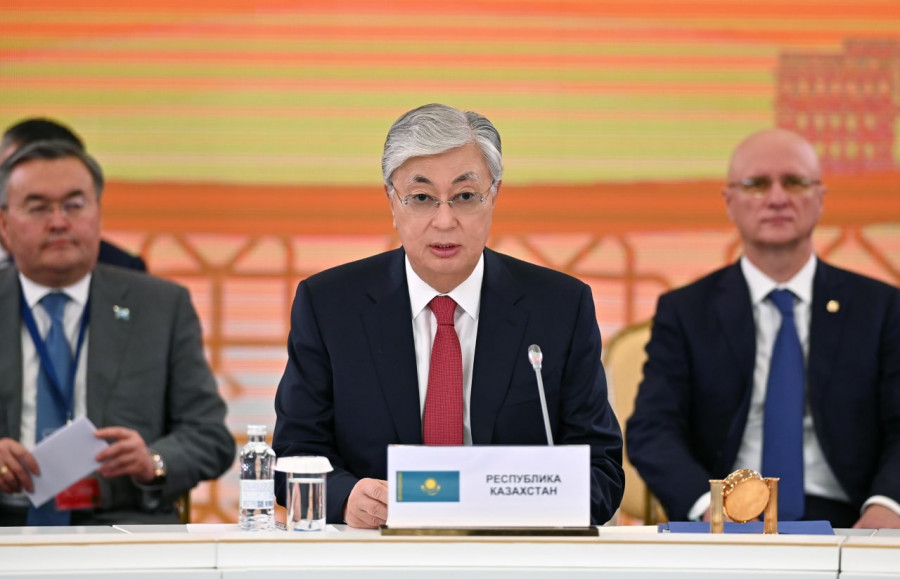 Президент Астанадағы саммитте қандай мәселе көтерді?