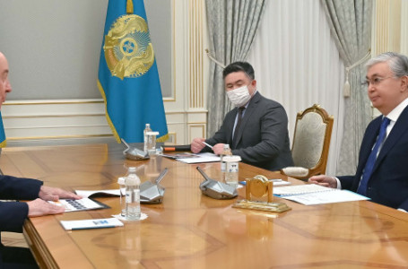 Тоқаев Air Astana президентімен кездесті