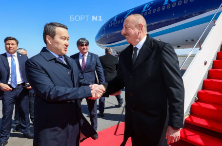 Әзербайжан Республикасының президенті Ильхам Әлиев ресми сапармен Қазақстанға келді