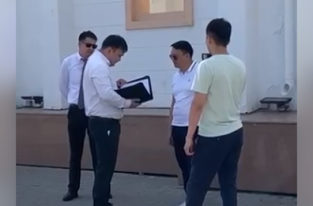 Желіде экс-депутат Нұржан Әлтаевтың ұсталып жатқан сәтінің видеосы тарады