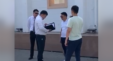 Желіде экс-депутат Нұржан Әлтаевтың ұсталып жатқан сәтінің видеосы тарады