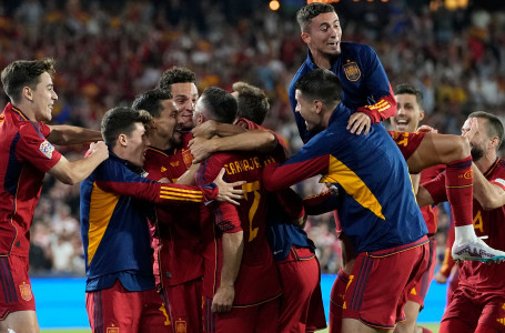 Футболдан Испания құрамасы алғаш рет Ұлттар лигасы жеңімпазы атанды