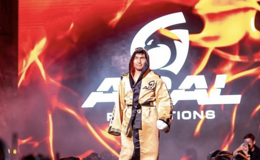 Қазақстандық боксшы Өзбекстандағы жекпе-жек алдында үндеу жасады