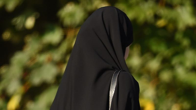 "Қандай киім үлгісін киетінін өзі шешеді". Аида Балаева мектепте хиджаб кию мәселесіне қатысты пікір білдірді