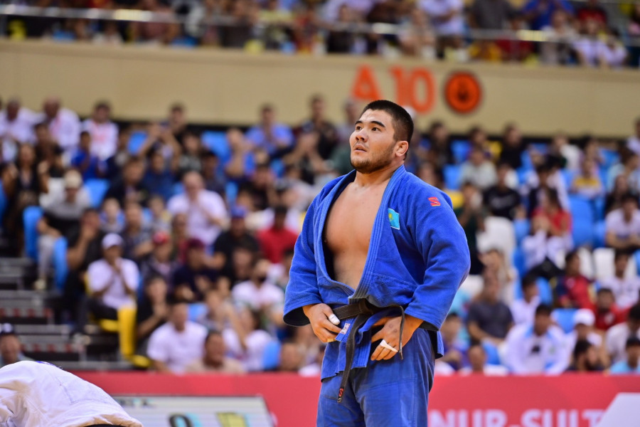 Олимпиада чемпионын жеңген қазақ дзюдошысы жүлделі орынға ілікті