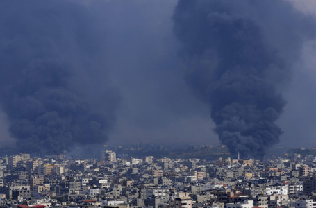 Газа секторында Қазақстан азаматы қызымен қаза тапты