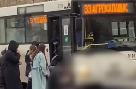 Астанада жолаушылар мінген автобус әйелді қағып кетті