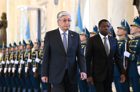 Ақордада Того Республикасының президентін қарсы алу рәсімі өтті