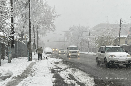 Бір түнде қысқа айналды: Алматы көшелеріндегі ахуал қалай?