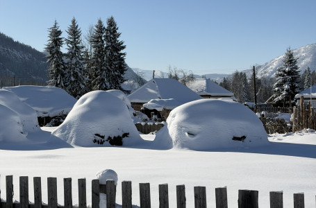 "Картадан қарасаңыз, шығыстың шығысында тұр": Қазақстанның ең суық ауылында 18 шаңырақ тұрады