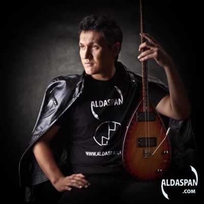 Мақсат Хасанов -  "Алдаспан" тобының соло-домбырашысы